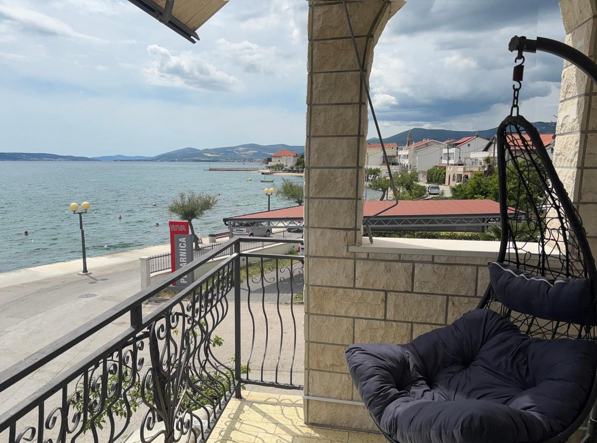M&M Pelivan Apartment Kaštela Esterno foto